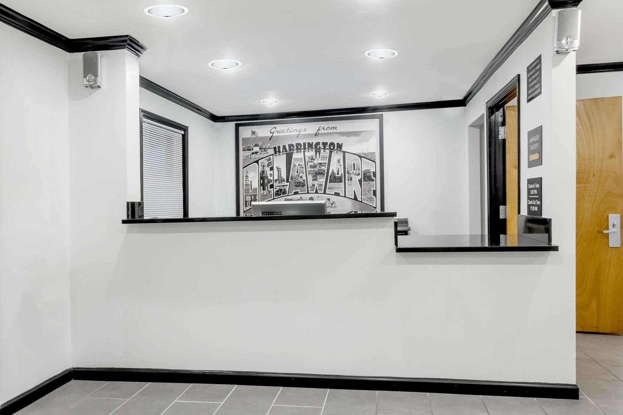 Hotel Super 8 By Wyndham Harrington Esterno foto